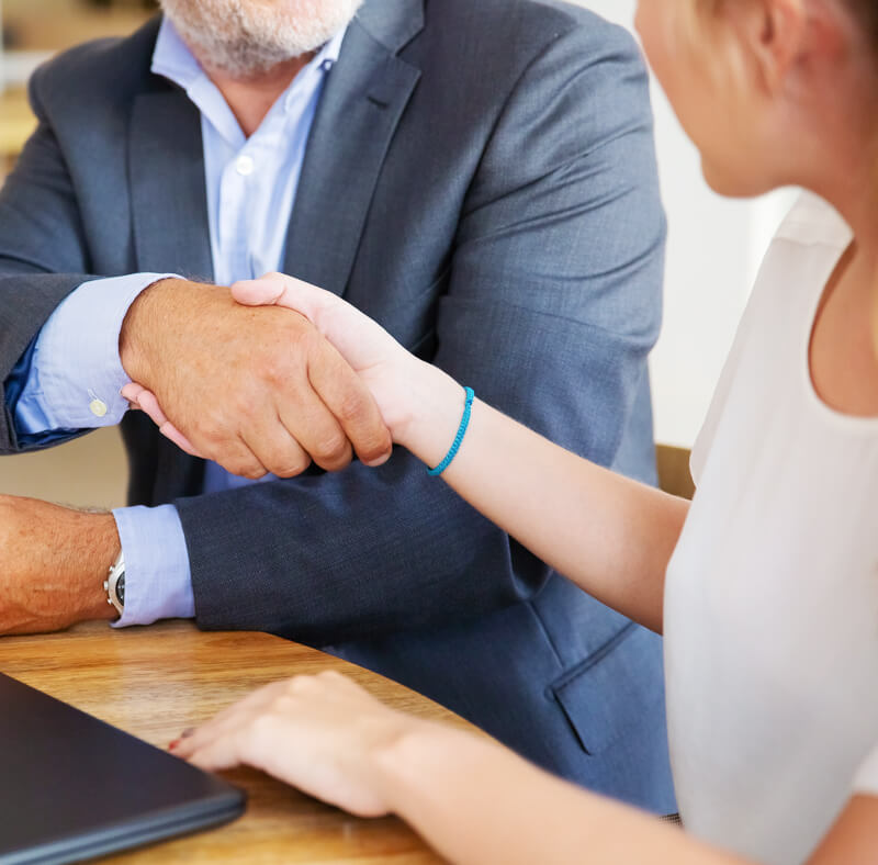 Asesoría y trámites para inmigrantes